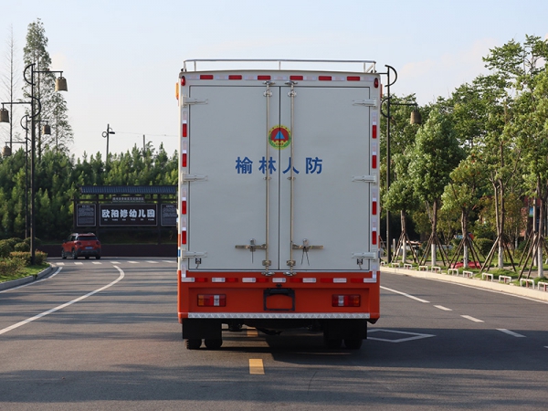重汽人防电源车