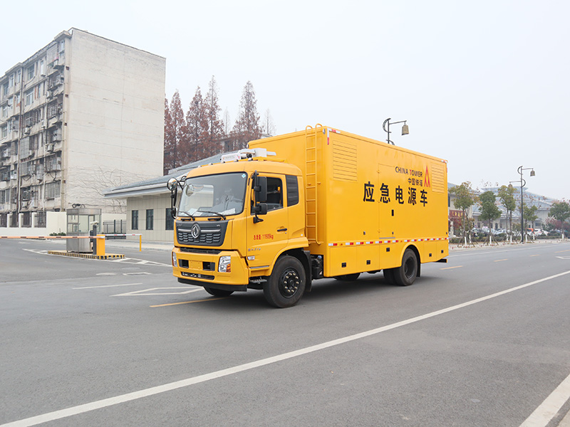 东风天锦电源车