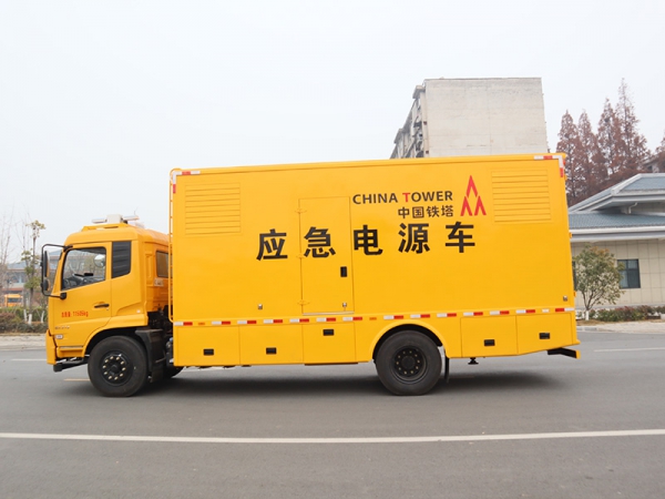 东风天锦电源车